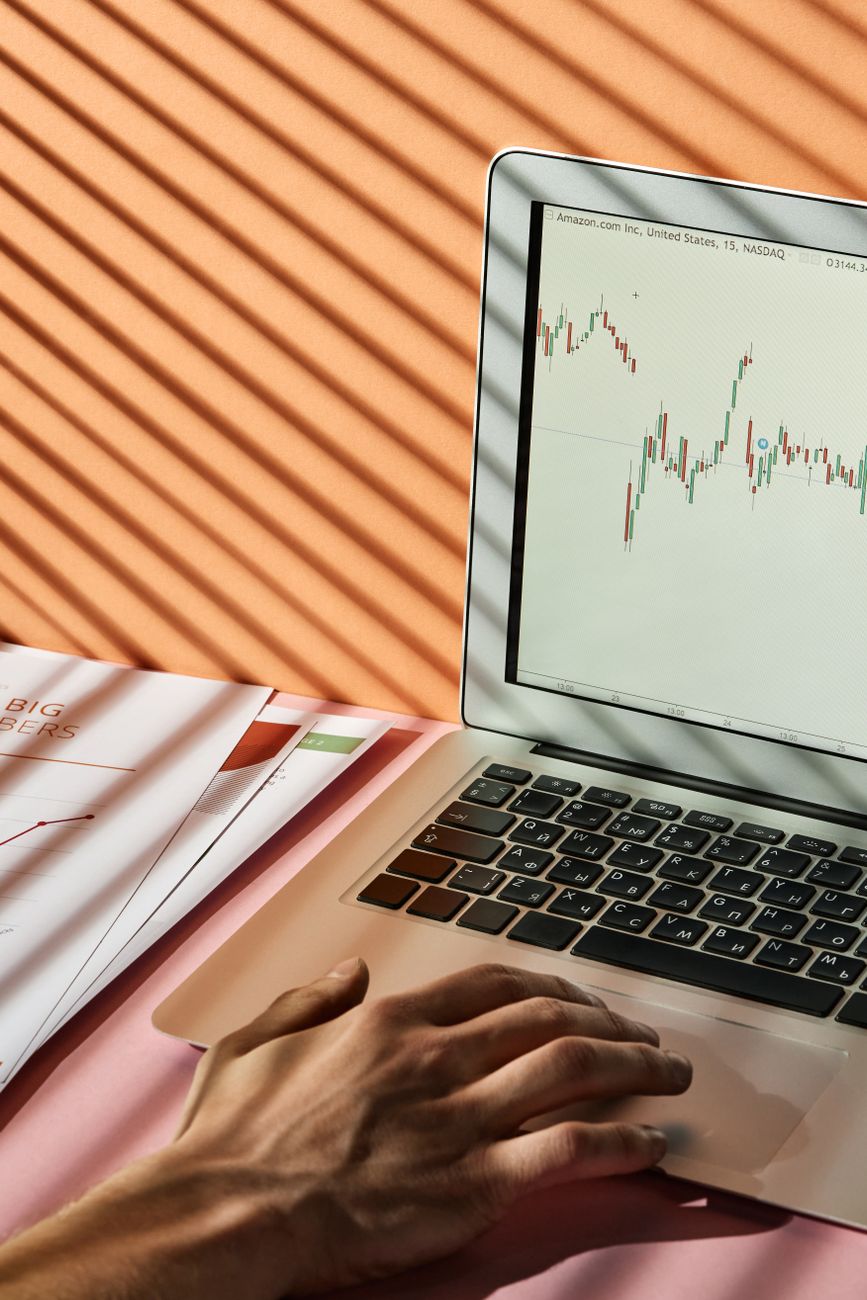 Presión en mercados: riesgo país sube por problemática local y&nbsp;externa