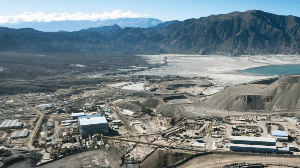 Milei anunció una inversión de USD 4.000 millones en Catamarca que generará miles de puestos de trabajo